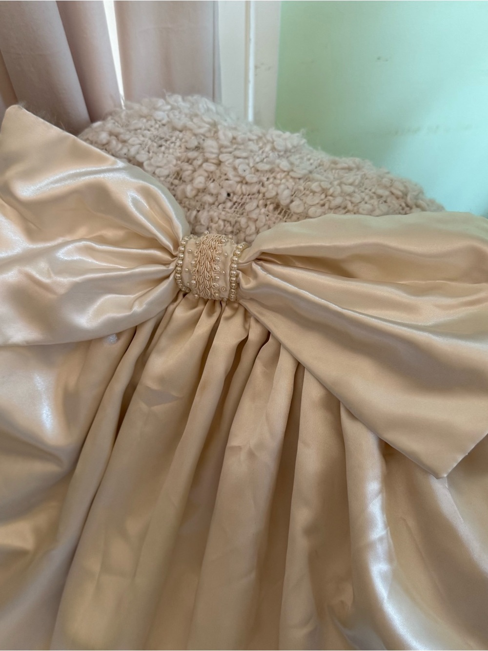 One of a Kind Hand-Beaded Venezuelan Wedding Dress by Mariela Eugenia Godoy 1997 - Picture 12 of 17